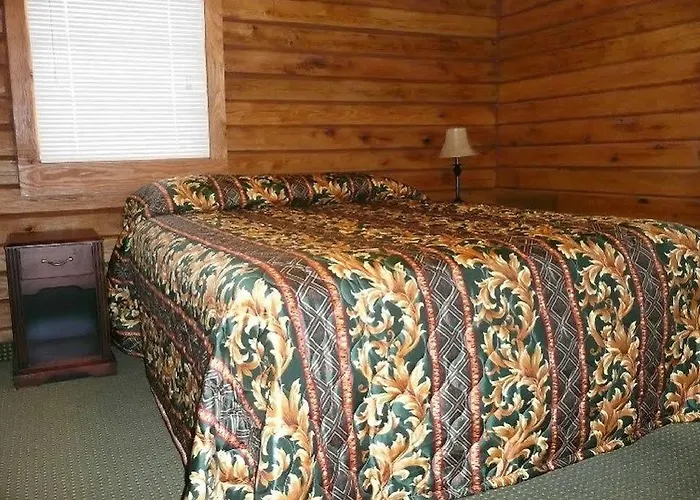 Mariner's Village Resort 2*